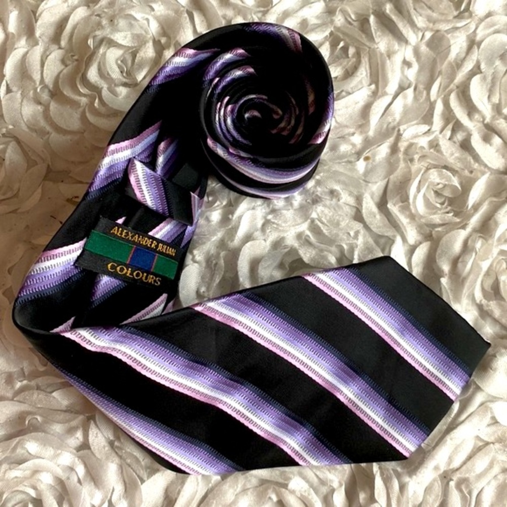 New Alexander Julian mens striped tie